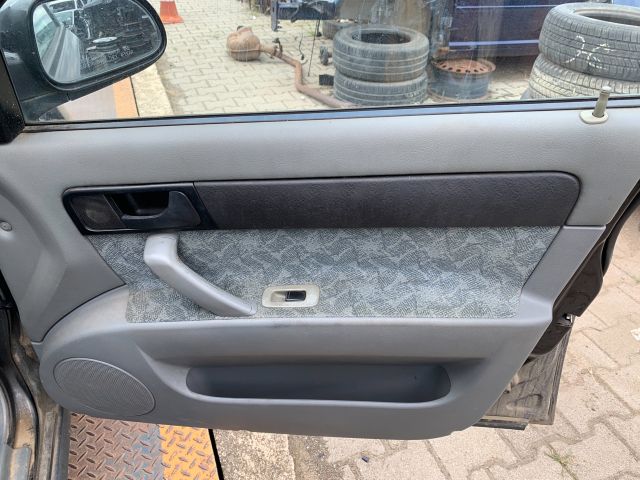 bontott DAEWOO NUBIRA Jobb első Ajtó Kárpit