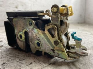 bontott DAEWOO NUBIRA Jobb első Ajtózár