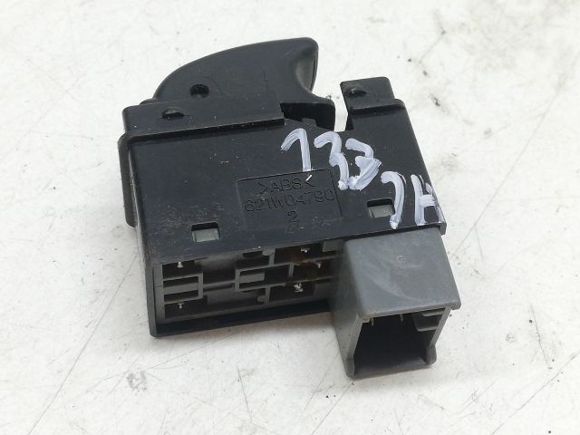 bontott DAEWOO NUBIRA Jobb hátsó Ablakemelő Kapcsoló