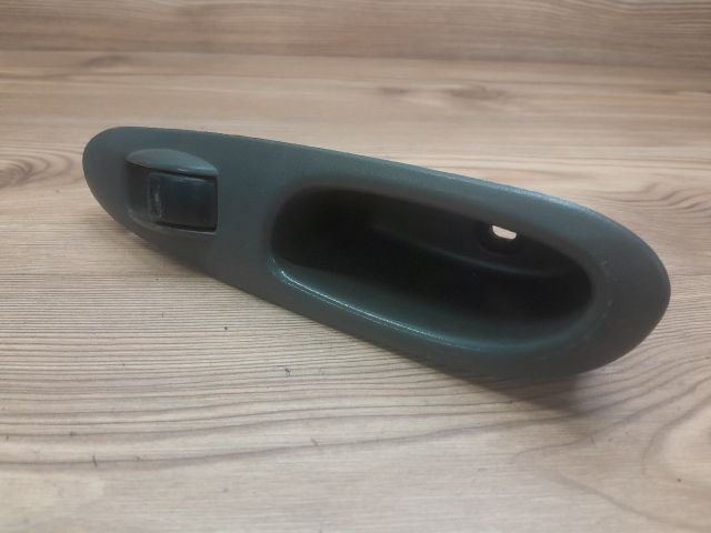 bontott DAEWOO NUBIRA Jobb hátsó Ablakemelő Kapcsoló