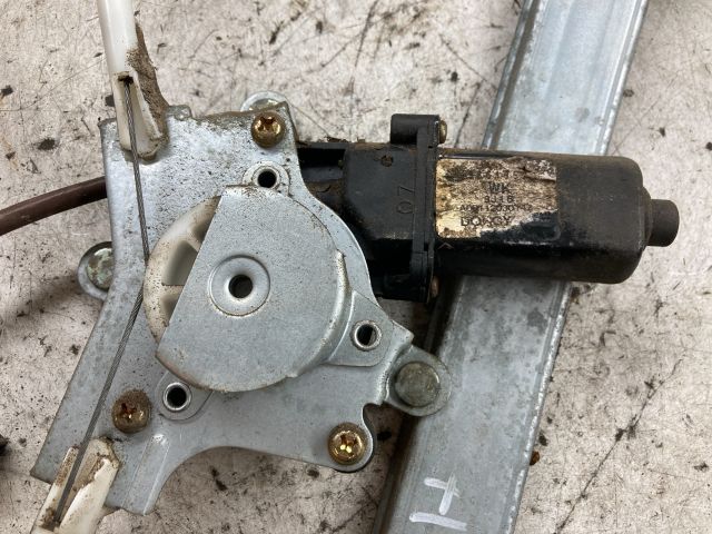 bontott DAEWOO NUBIRA Jobb hátsó Ablakemelő Szerkezet (Elektromos)