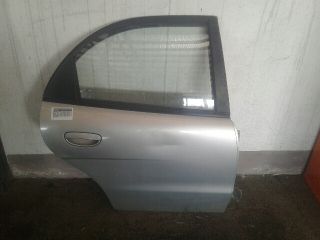 bontott DAEWOO NUBIRA Jobb hátsó Ajtó (Részeivel)