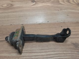 bontott DAEWOO NUBIRA Jobb hátsó Ajtóhatároló