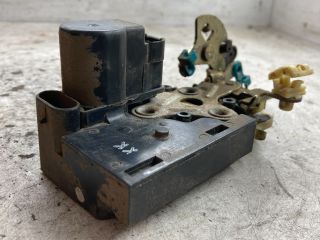 bontott DAEWOO NUBIRA Jobb hátsó Ajtózár