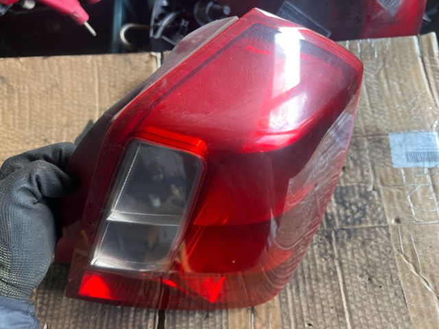 bontott DAEWOO NUBIRA Jobb Hátsó Lámpa