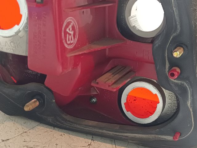 bontott DAEWOO NUBIRA Jobb Hátsó Lámpa