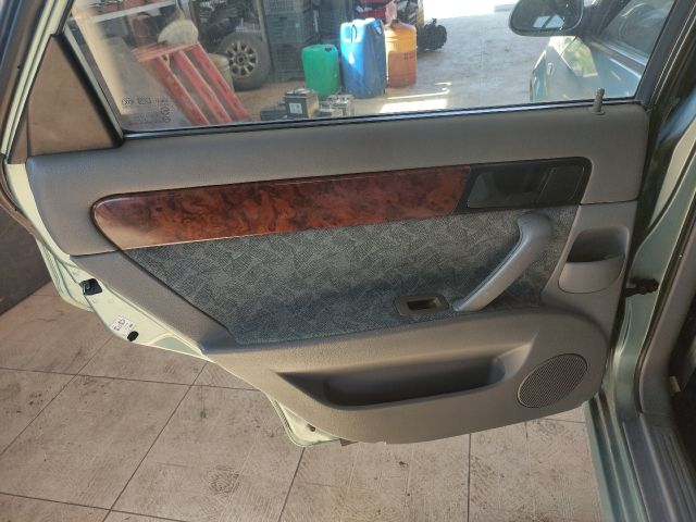 bontott DAEWOO NUBIRA Középkonzol Keret