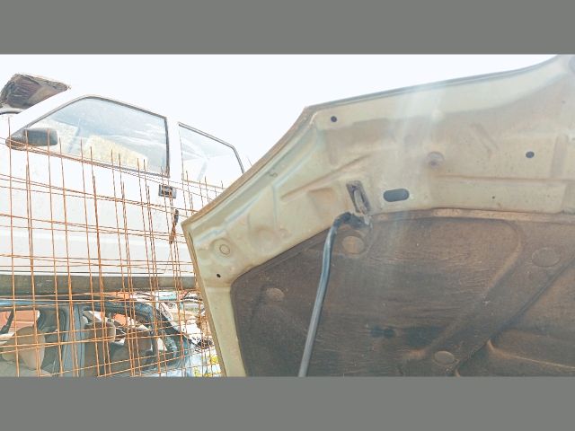 bontott DAEWOO NUBIRA Motorháztető