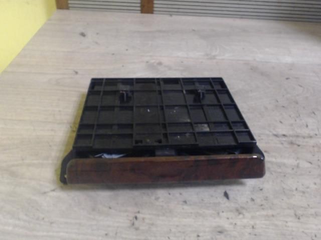 bontott DAEWOO NUBIRA Pohártartó