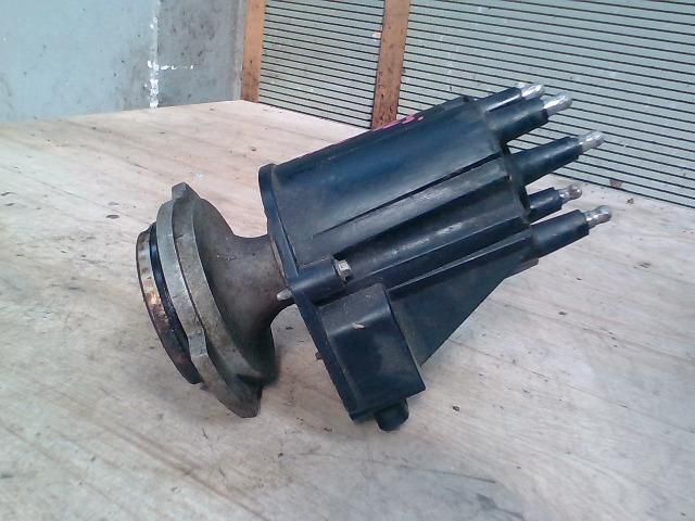 bontott DAEWOO Racer Gyújtáselosztó