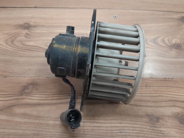 bontott DAEWOO Racer Fűtőmotor (Nem klímás)