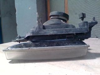 bontott DAEWOO Racer Jobb Fényszóró