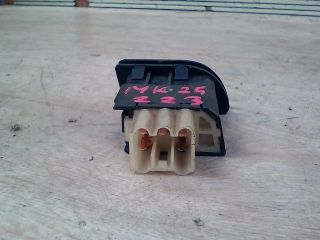 bontott DAEWOO Racer Ködfényszóró (Pozíciófüggetlen)