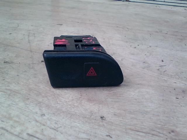 bontott DAEWOO Racer Vészvillogó Kapcsoló