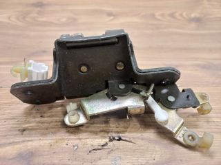 bontott DAEWOO REZZO Csomagtérajtó Zárszerkezet