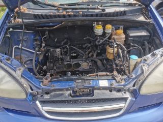 bontott DAEWOO TACUMA Jobb első Csonkállvány Kerékaggyal