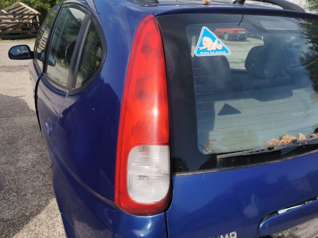 bontott DAEWOO TACUMA Jobb első Csonkállvány Kerékaggyal