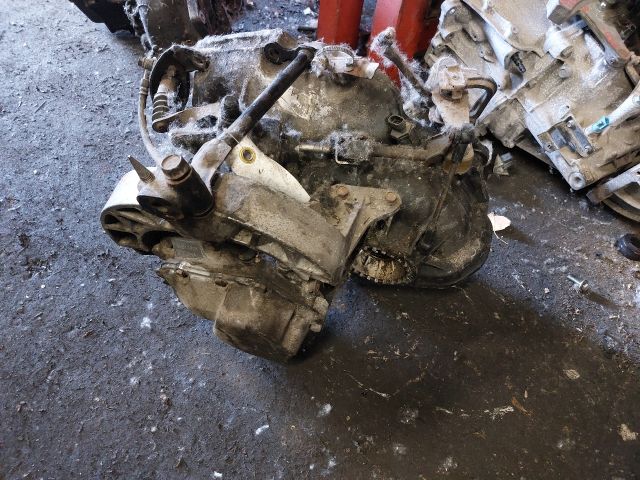 bontott DAEWOO TACUMA Váltó (Mechanikus)