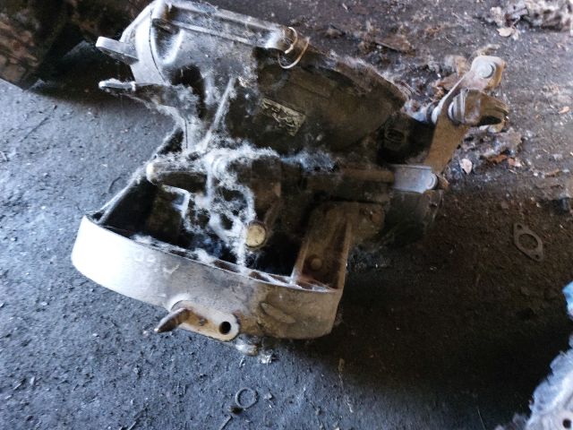 bontott DAEWOO TACUMA Váltó (Mechanikus)