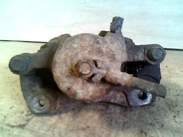 bontott DAEWOO TACUMA Jobb első Féknyereg Munkahengerrel