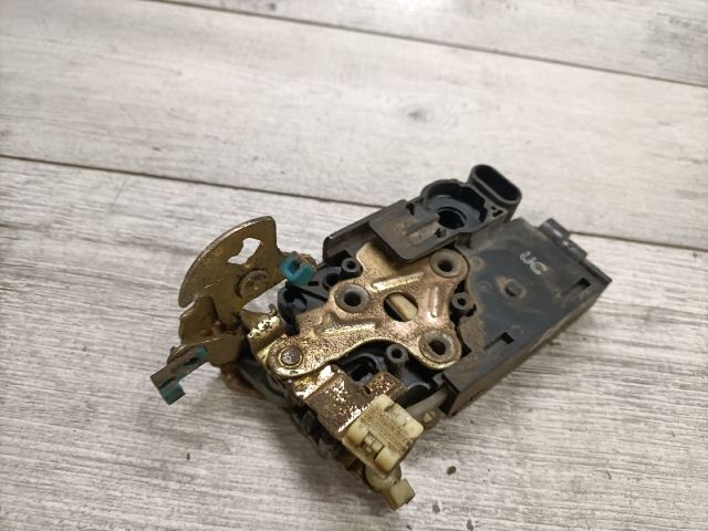 bontott DAEWOO TACUMA Bal első Ajtózár