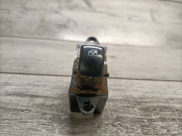 bontott DAEWOO TACUMA Bal hátsó Ablakemelő Kapcsoló