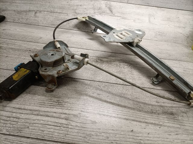 bontott DAEWOO TACUMA Bal hátsó Ablakemelő Szerkezet (Elektromos)