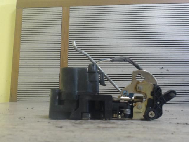 bontott DAEWOO TACUMA Bal hátsó Ajtózár