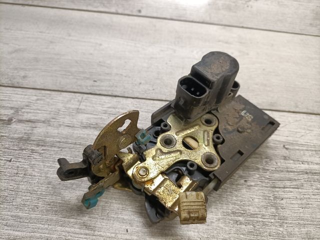 bontott DAEWOO TACUMA Bal hátsó Ajtózár