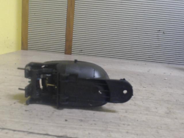 bontott DAEWOO TACUMA Bal hátsó Belső Kilincs