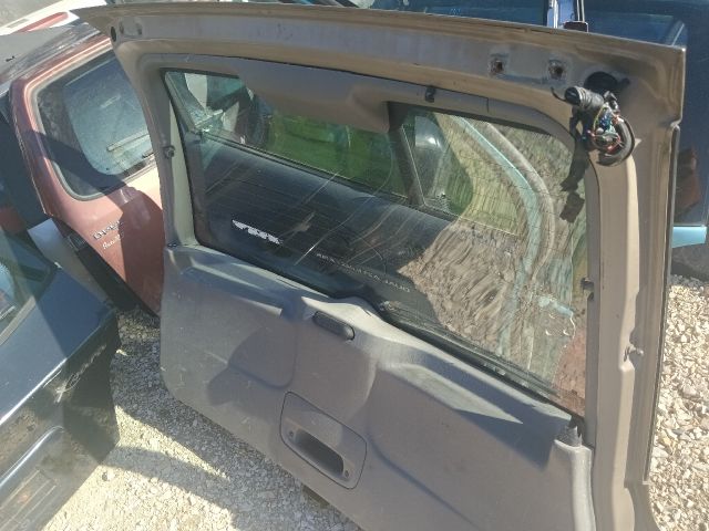 bontott DAEWOO TACUMA Csomagtérajtó (Részeivel)