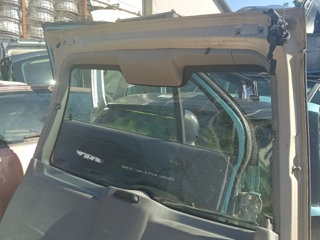 bontott DAEWOO TACUMA Csomagtérajtó (Részeivel)