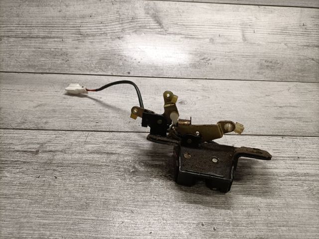 bontott DAEWOO TACUMA Csomagtérajtó Zárszerkezet