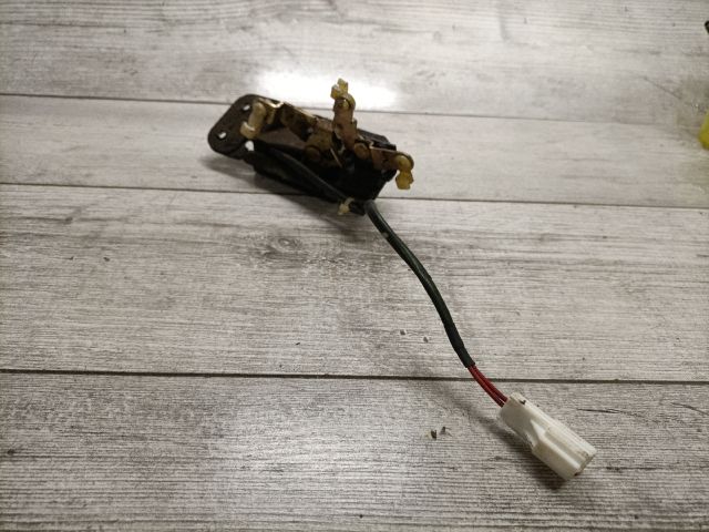 bontott DAEWOO TACUMA Csomagtérajtó Zárszerkezet