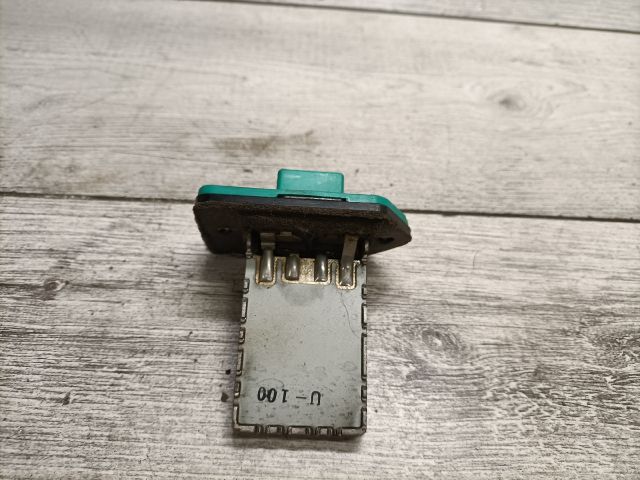 bontott DAEWOO TACUMA Előtét Ellenállás Fűtőmotor