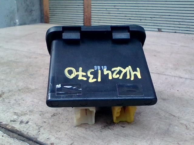 bontott DAEWOO TACUMA Első Ködfényszóró Kapcsoló