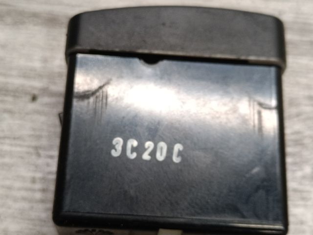 bontott DAEWOO TACUMA Fényszórómagasság Állító Kapcsoló