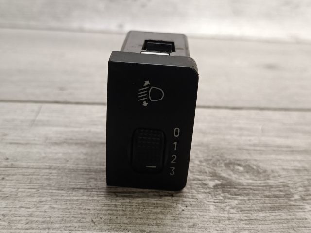 bontott DAEWOO TACUMA Fényszórómagasság Állító Kapcsoló