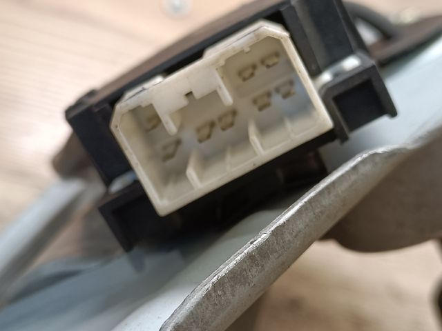 bontott DAEWOO TACUMA Hátsó Ablaktörlő Motor