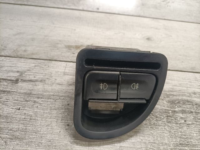 bontott DAEWOO TACUMA Hátsó Ködzárófény Kapcsoló