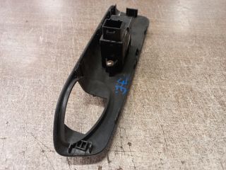 bontott DAEWOO TACUMA Jobb első Ablakemelő Kapcsoló