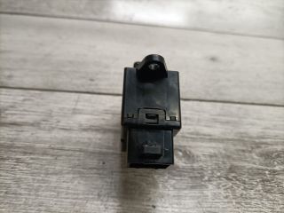 bontott DAEWOO TACUMA Jobb első Ablakemelő Kapcsoló