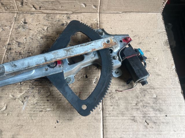 bontott DAEWOO TACUMA Jobb első Ablakemelő Szerkezet (Elektromos)