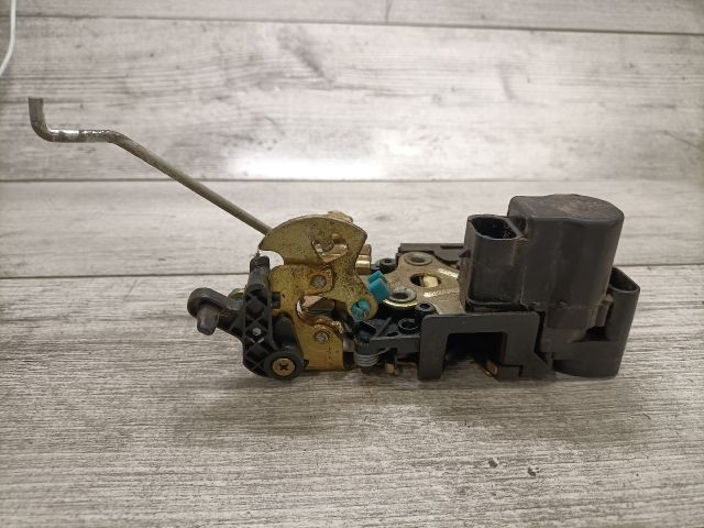 bontott DAEWOO TACUMA Jobb hátsó Ajtózár