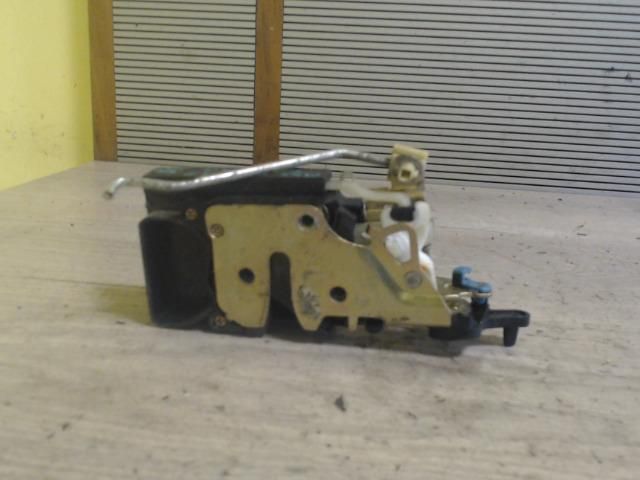 bontott DAEWOO TACUMA Jobb hátsó Ajtózár