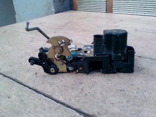 bontott DAEWOO TACUMA Jobb hátsó Ajtózár