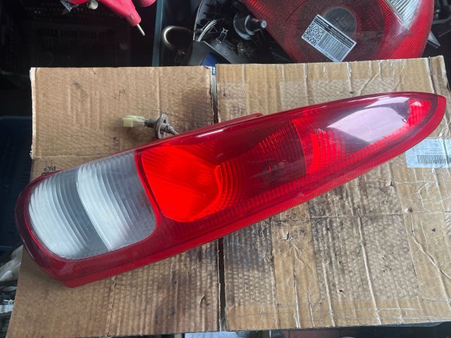 bontott DAEWOO TACUMA Jobb Hátsó Lámpa