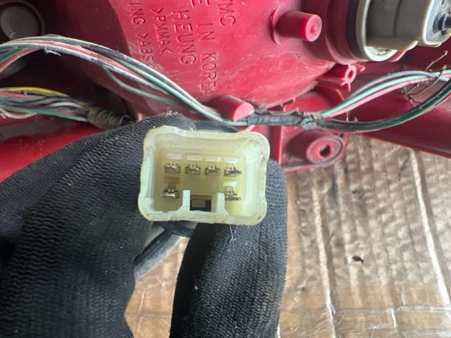 bontott DAEWOO TACUMA Jobb Hátsó Lámpa