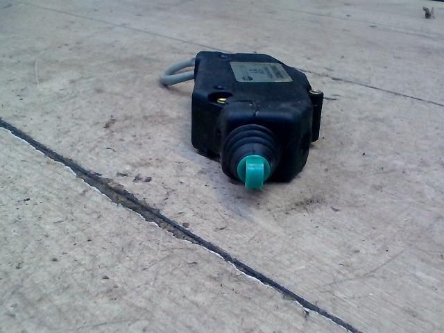 bontott DAEWOO TACUMA Központizár Motor Csomagtérajtó