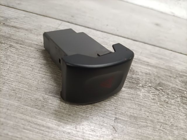 bontott DAEWOO TACUMA Vészvillogó Kapcsoló